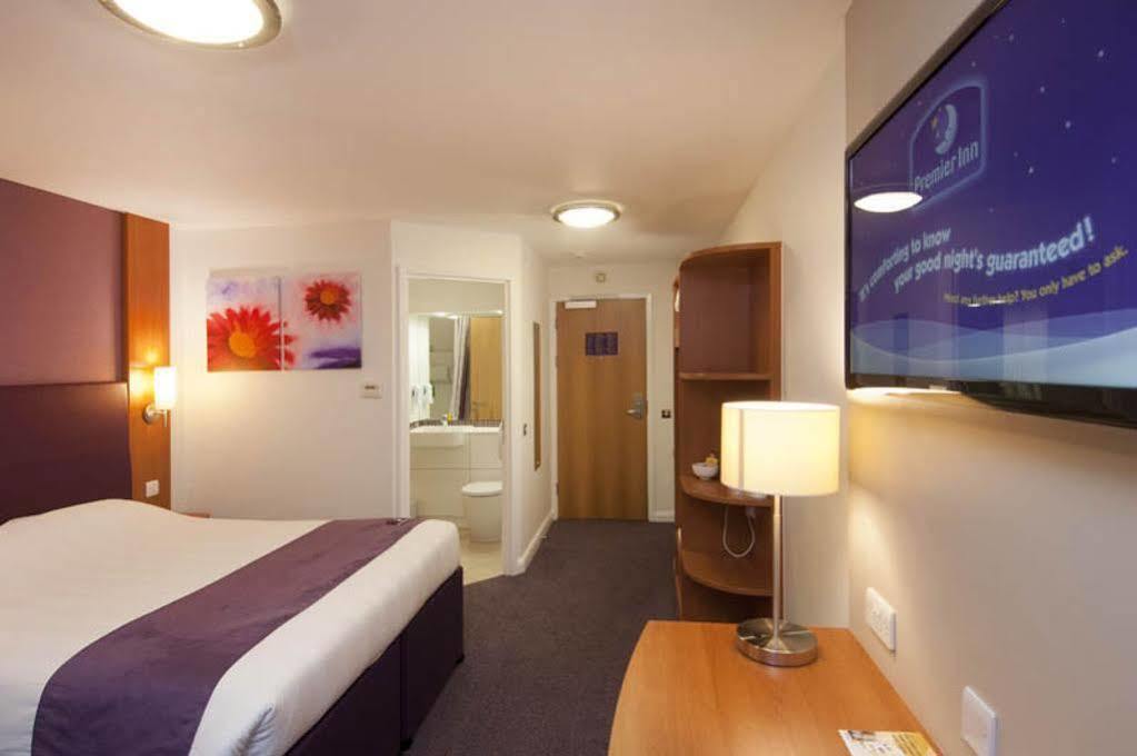 Premier Inn 布伦特伍德 外观 照片