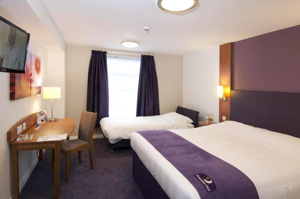 Premier Inn 布伦特伍德 外观 照片